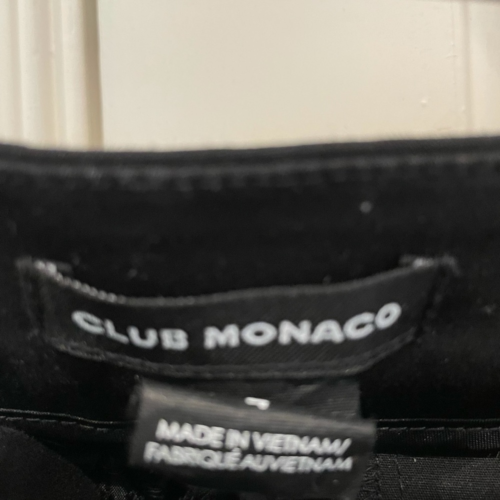 CM black straight leg pants. NWOT. 4